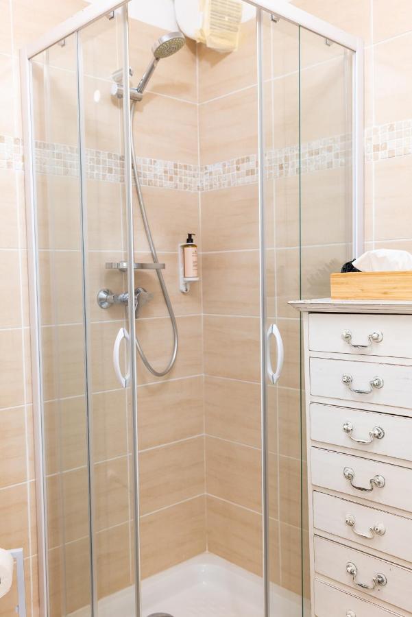 Lou Pitchoun Luxe Et Serenite Au Coeur De Saint-Tropez Suite Familiale Avec Chambre Separee Avec Jardin Enchanteur Pour 4 Adultes Et 1 Enfant Exterior foto