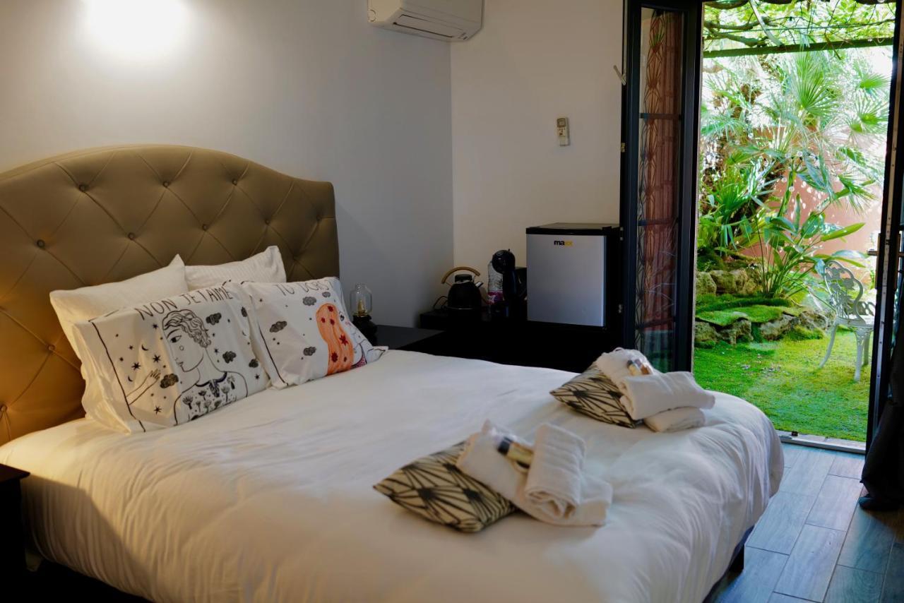 Lou Pitchoun Luxe Et Serenite Au Coeur De Saint-Tropez Suite Familiale Avec Chambre Separee Avec Jardin Enchanteur Pour 4 Adultes Et 1 Enfant Exterior foto